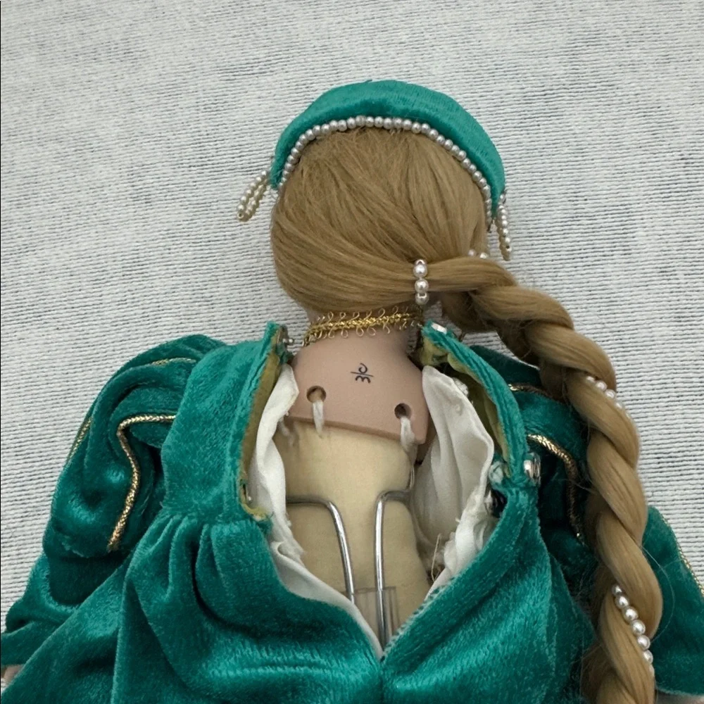 Vintage Elegant Rapunzel Doll with Braided Hair, velvet dress w/gold trim (mlb)